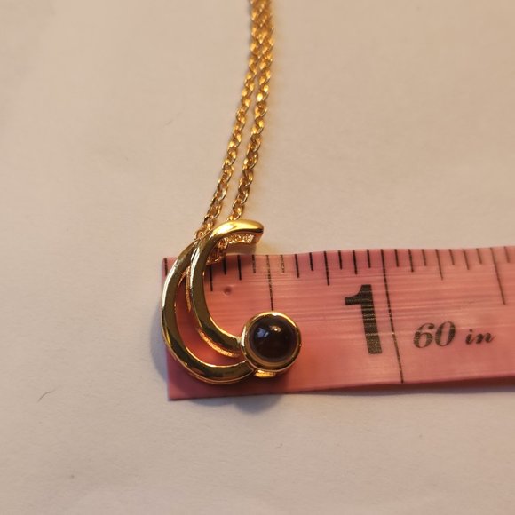 Projection I Love You Necklace, Letter C - Picture 13 of 14